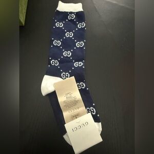 Brand new unisex Gucci Men's small Socks in Navy and White fits size 5-7